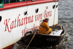 art-line Werbung Tangermünde Schiffsbeschriftung Schiffswerft